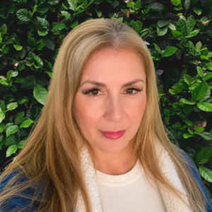 Melissa Langer Headshot